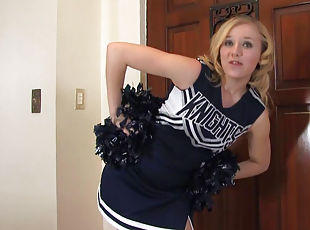 masturbation, fitta-pussy, blond, naturlig, cheerleader, dildo, ensam, rakad, uniform, tatuering