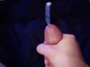 masturbation, amateur, ejaculation-sur-le-corps, énorme-bite, branlette, ejaculation, belle, solo, boules, bite