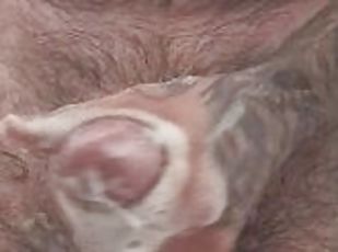 baignade, masturbation, amateur, mature, ejaculation-sur-le-corps, énorme-bite, douche, solo, tatouage, bite