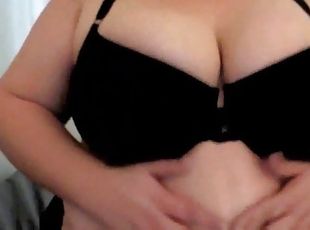 gros-nichons, belle-femme-ronde, culotte, webcam