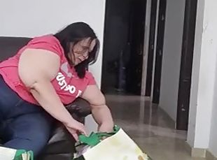 PalmiraGordi. Chubby mature slut finds zucchini deals