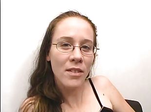 lunettes, orgasme, amateur, fellation, ejaculation-sur-le-corps, hardcore, branlette, couple, point-de-vue, sur-le-visage