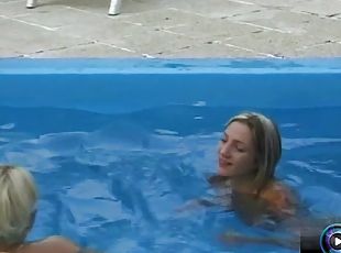 al-aire-libre, arnés, lesbiana, juguete, trío, medias, lencería, natural, piscina, nylon