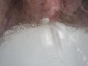 clítoris, peluda, meando, coño-pussy, amateur, baño, fetichista, a-solas