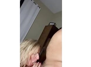 veľké-prsia, doggy-style, amatérske, milfka, hardcore, bdsm, blondýna, medveď, tvrdé