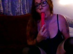 gros-nichons, masturbation, orgasme, amateur, ados, jouet, webcam, gode, solo, brunette