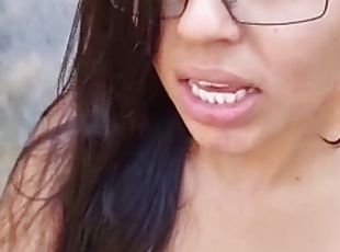 gros-nichons, public, amateur, babes, fellation, ejaculation-interne, couple, drôle, coquine, sucer