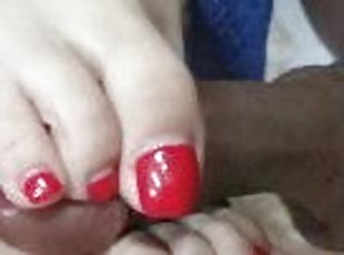 masturbation, amateur, branlette, pieds, point-de-vue, ejaculation, fétiche, branlette-avec-les-pieds