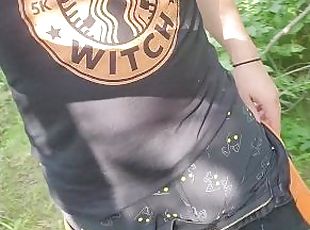 Spooky Transgirl has outdoors piss fun