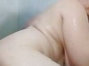 culo, bañando, tetas-grandes, amateur, mamada, madurita-caliente, ducha, tatuaje