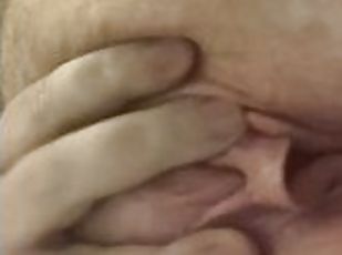 clitoris, masturbare-masturbation, pasarica, amatori, roscata, solo, uda