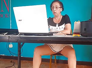 peluda, escritório, secretária-secretary, mulher-madura, bochechuda, meias-calças, americano, sozinho, morena, provocando