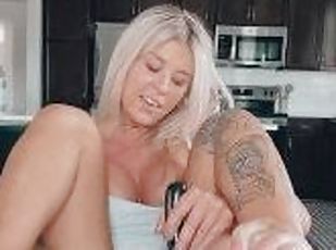 orgasme, giclée, amateur, babes, pieds, blonde, solo, tatouage