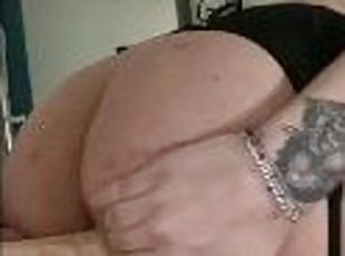 culo, tetas-grandes, amateur, mamada, chorro-de-corrida, juguete, paja, a-solas, tatuaje