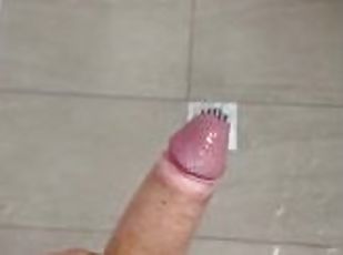 baignade, masturbation, public, amateur, ejaculation-sur-le-corps, énorme-bite, ados, ejaculation, douche, solo